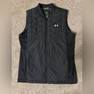 Men’s black under armour vest!